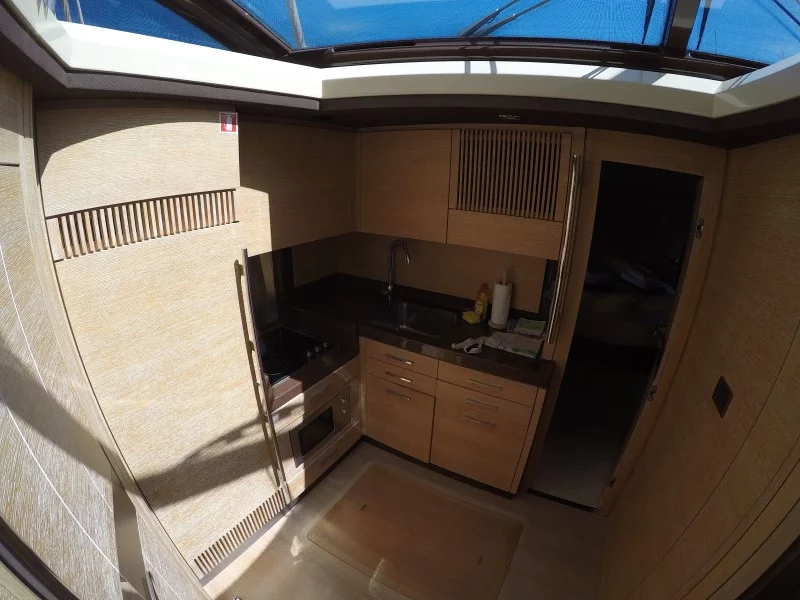 Azimut 47 (Luma)  - 15