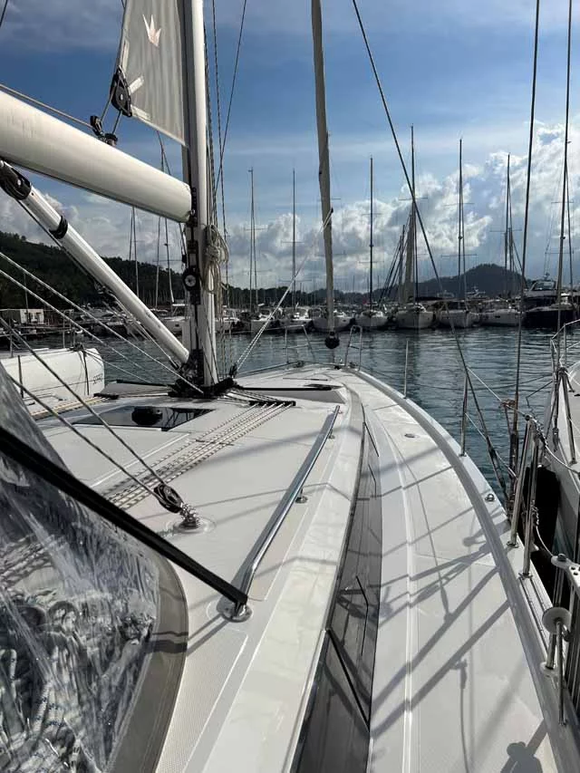 Bavaria C42 (Nava)  - 2