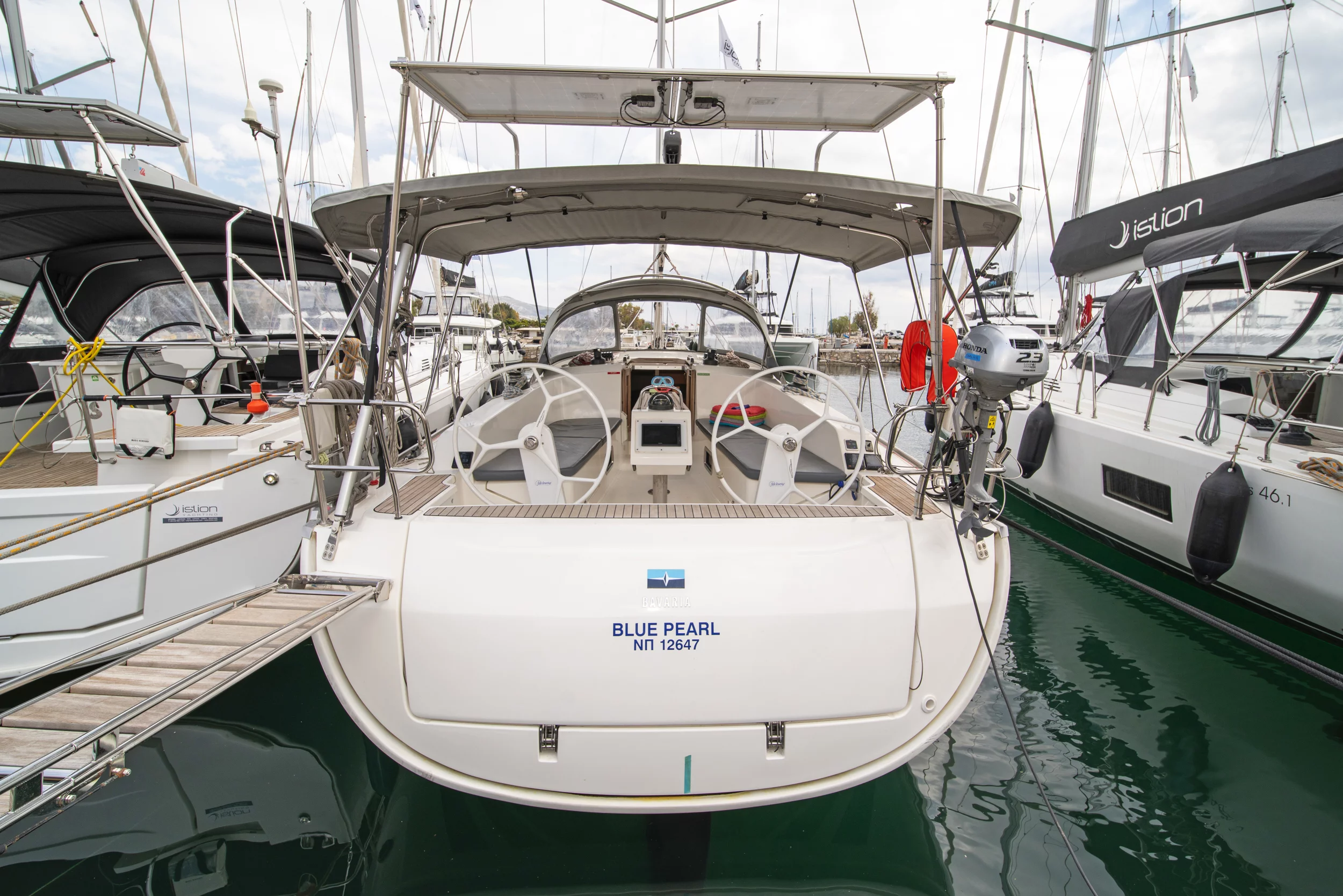 Bavaria Cruiser 41 - 3 cab. (Blue Pearl)  - 10
