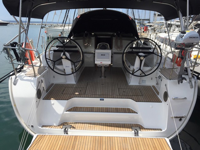 Photo #4 - Bavaria Cruiser 46 - 4 cab. (Nefeli) in Skiathos - 37320