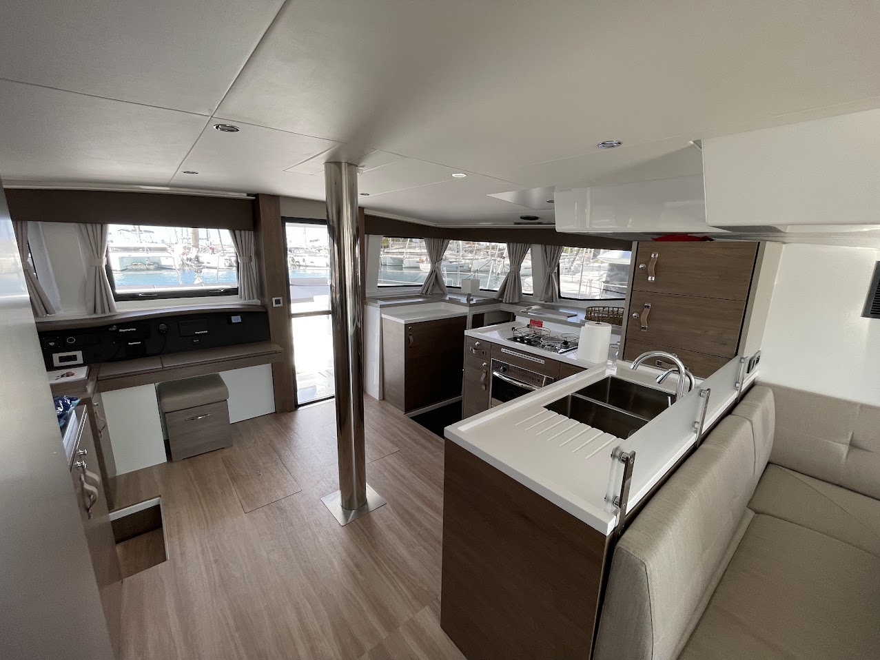 Photo #9 - Bali 4.8 - 6 cab. (Sea Pearl) in Athens - 37334