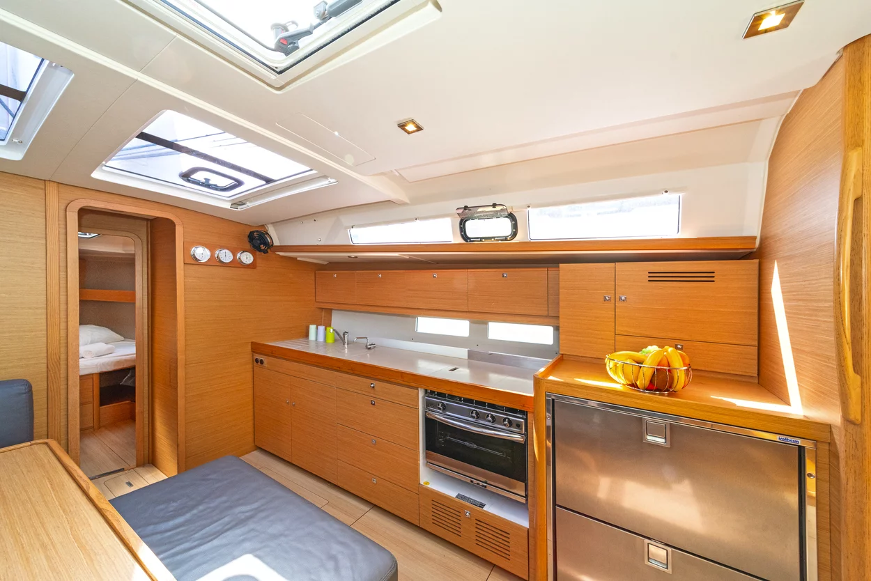 Dufour 460 GL (Dream Weaver)  - 12