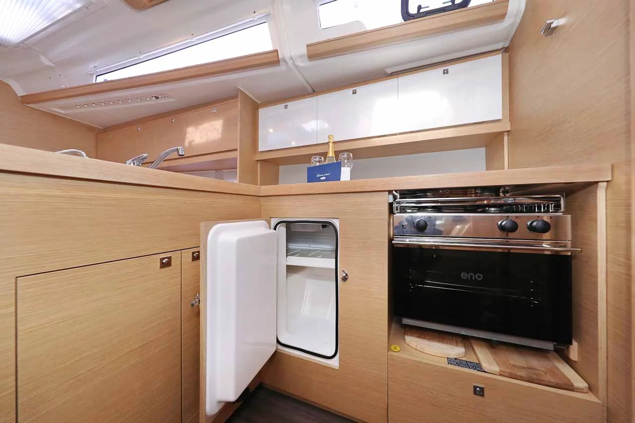 Dufour 390 (Free Spirit)  - 17