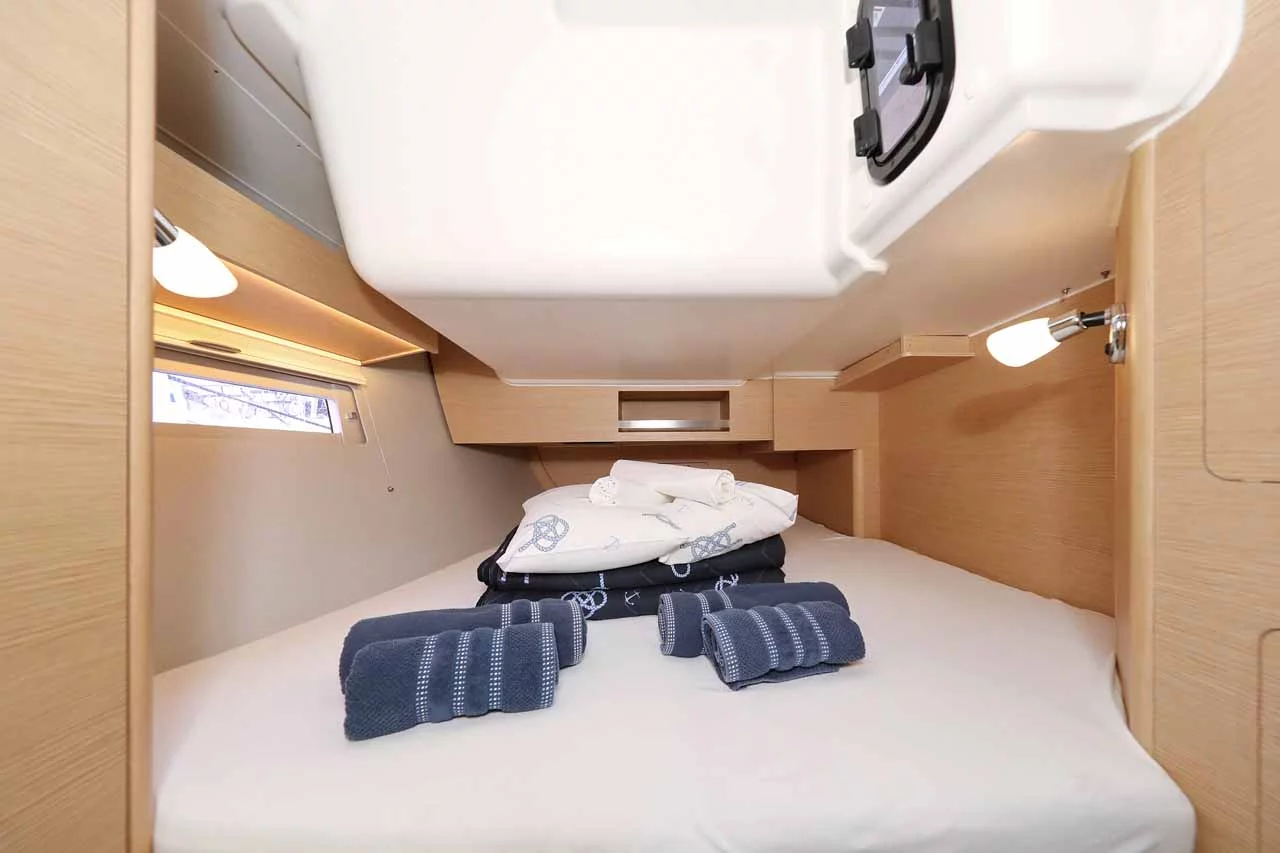 Dufour 390 (Free Spirit)  - 21