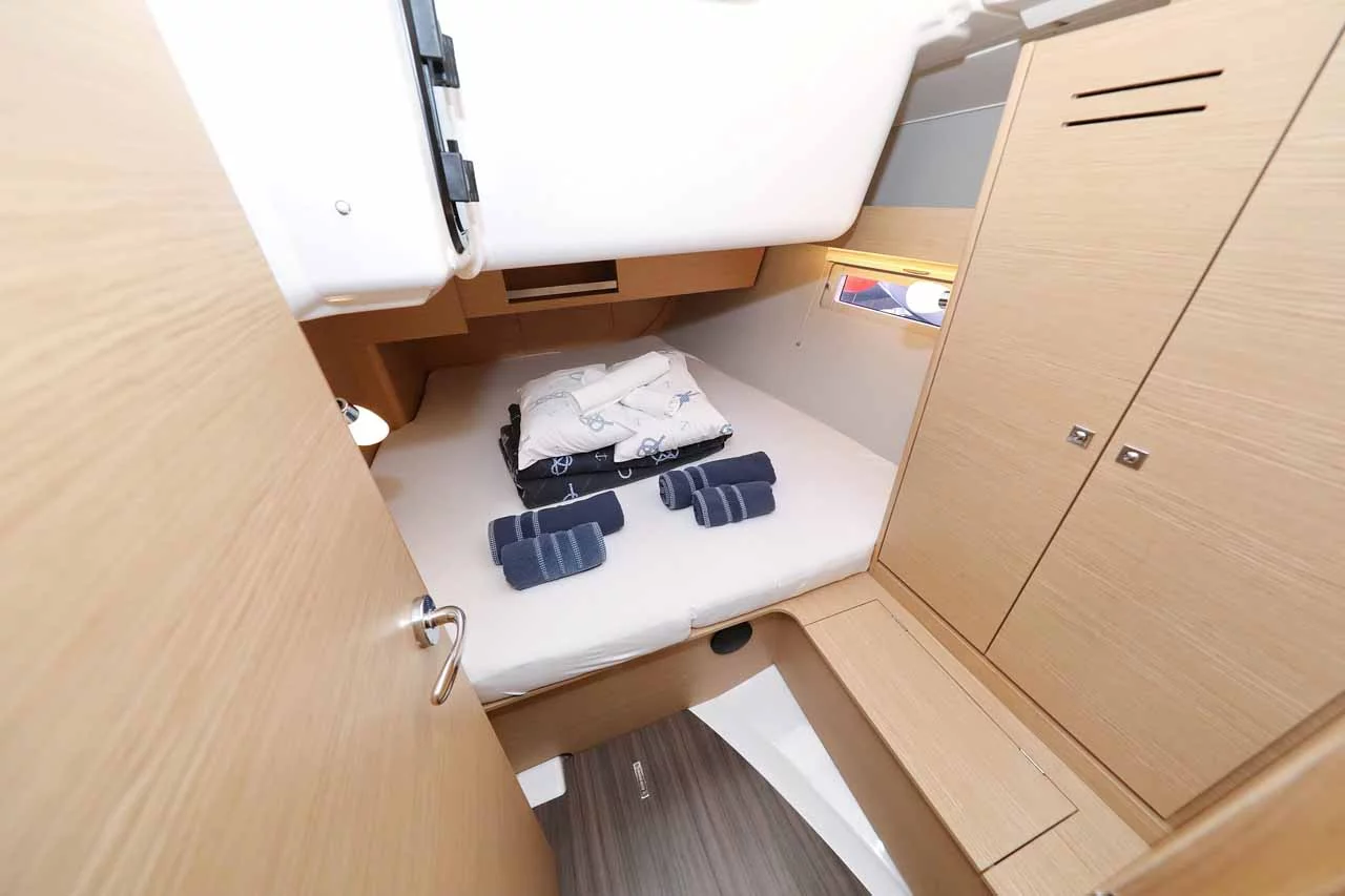 Dufour 390 (Free Spirit)  - 22