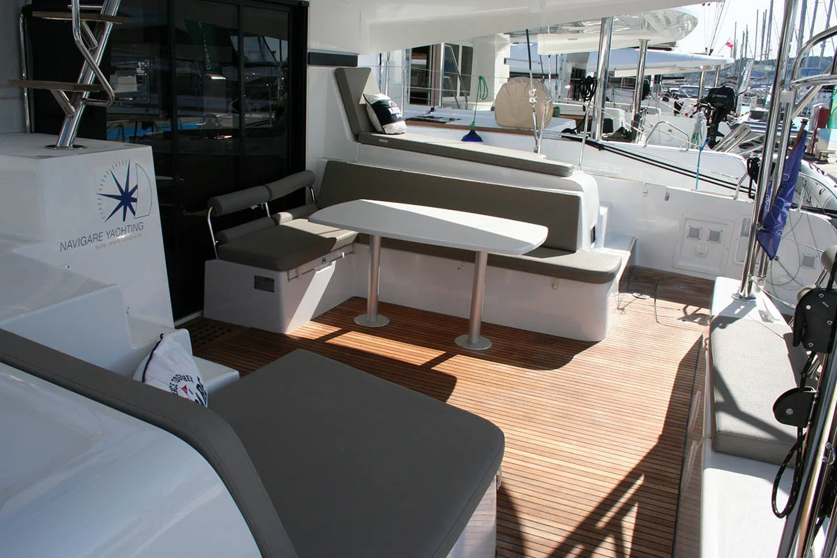 Lagoon 42 - 4 + 2 cab. (Seaside dreams)  - 6