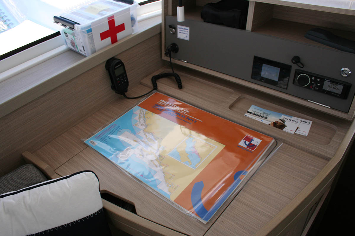 Photo #18 - Lagoon 42 - 4 + 2 cab. (Seaside dreams) en Trogir - 37362