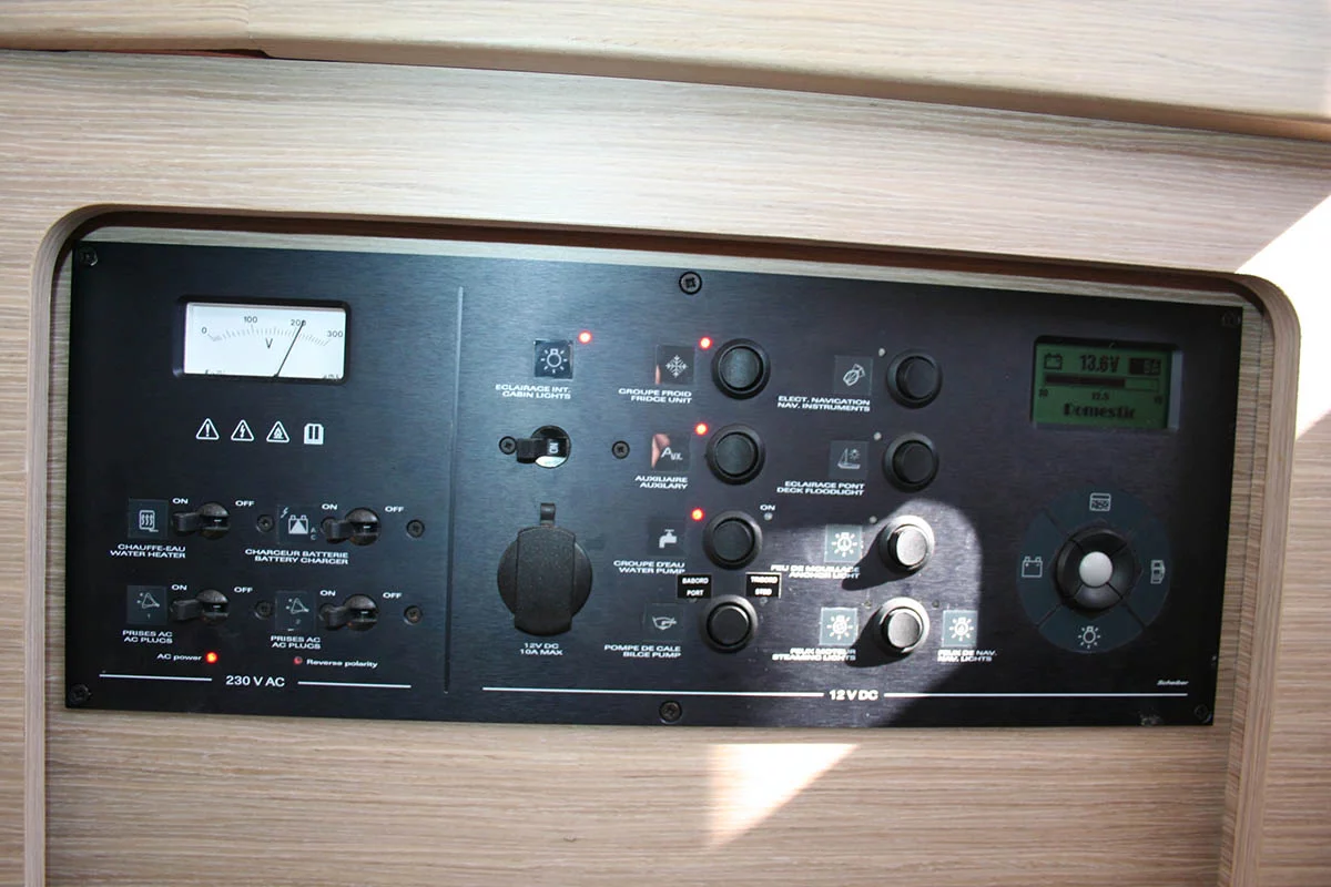 Lagoon 42 - 4 + 2 cab. (Seaside dreams)  - 20