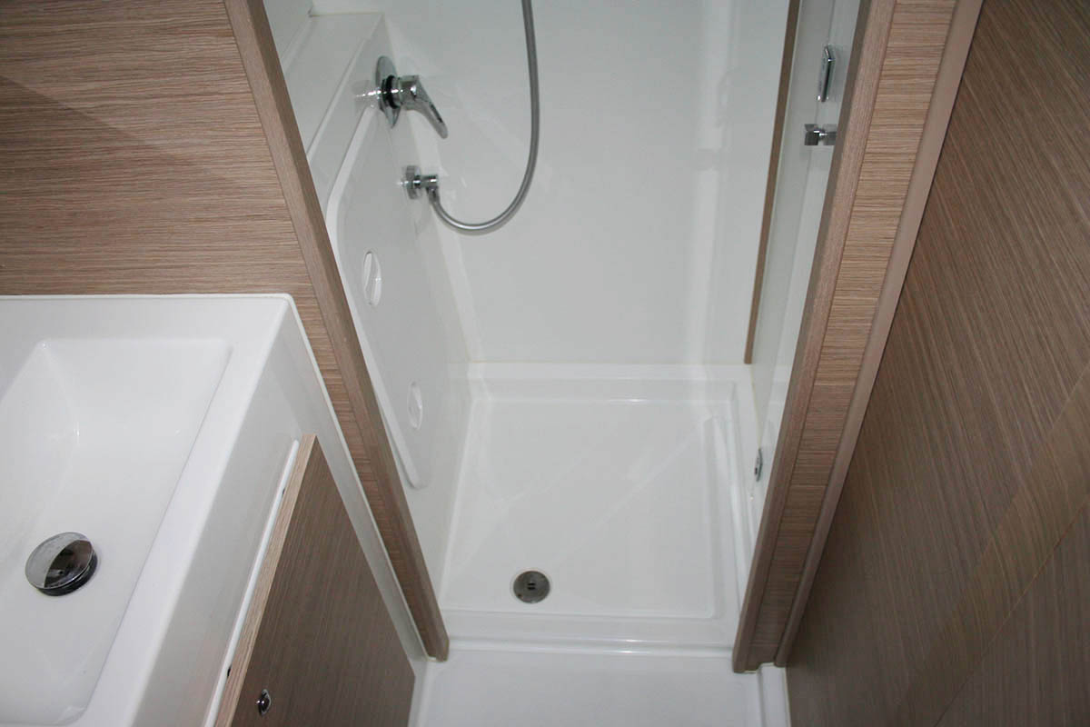 Photo #28 - Lagoon 42 - 4 + 2 cab. (Seaside dreams) en Trogir - 37362