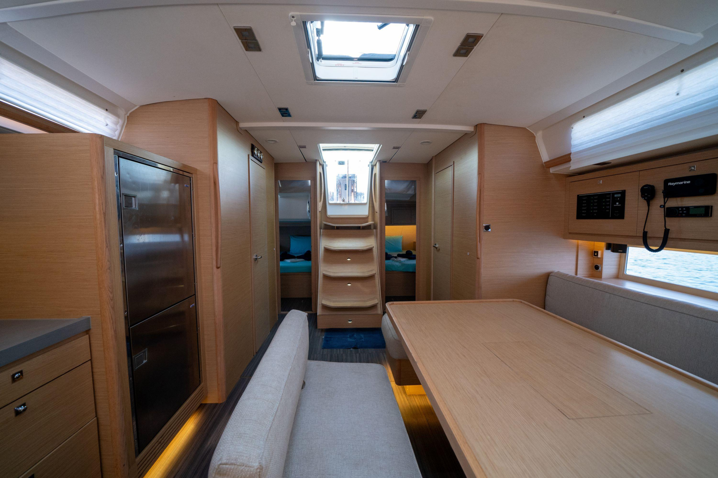 Dufour 470 - 5 cab. — photo 11