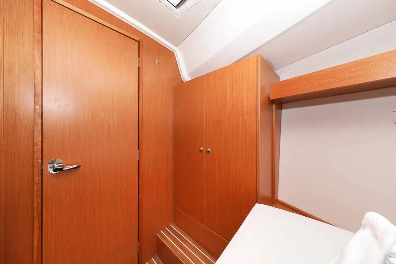 Bavaria C42 (RUMBA)  - 19