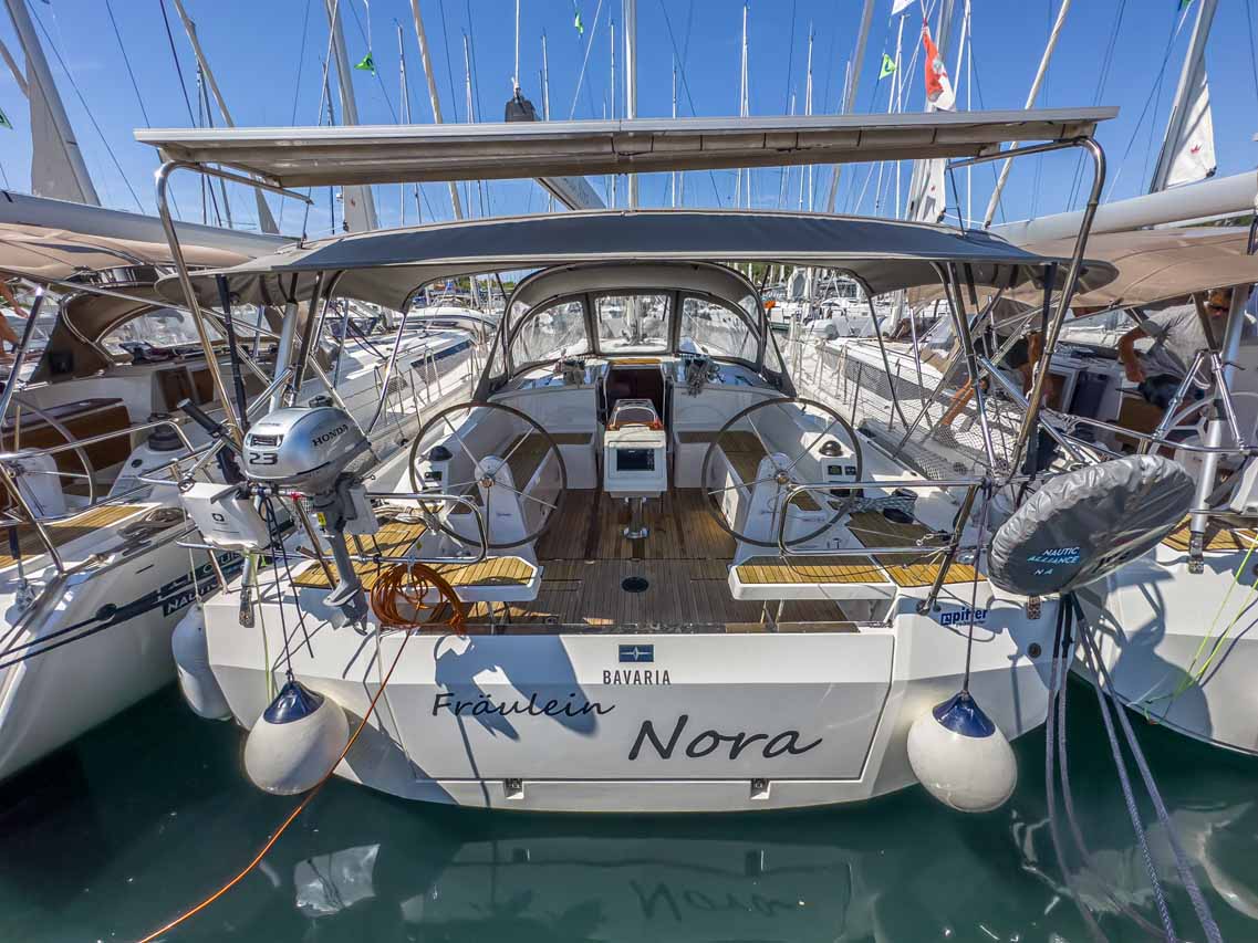 Photo #1 - Bavaria C42 (Fräulein Nora) in Pula - 37393