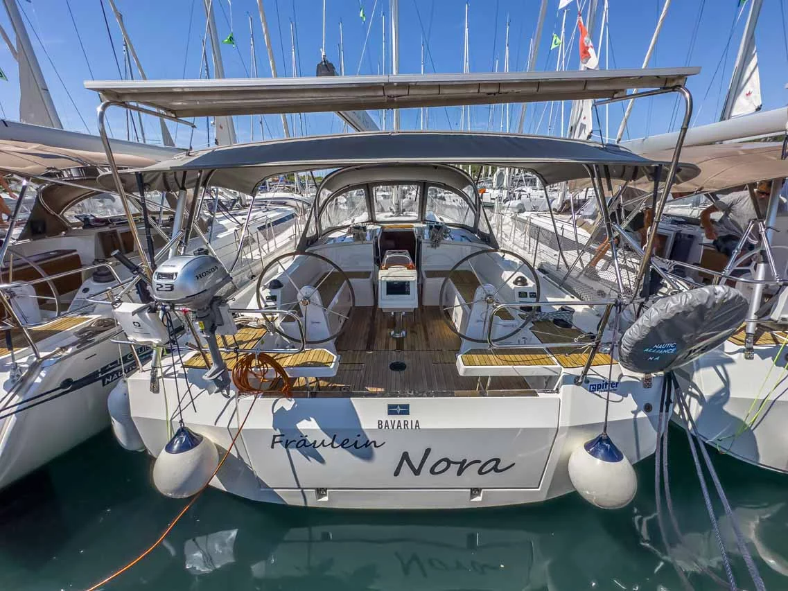 Bavaria C42 (Fräulein Nora)  - 0