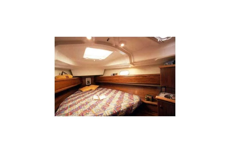 Sun Odyssey 40.3 (Evina)  - 8