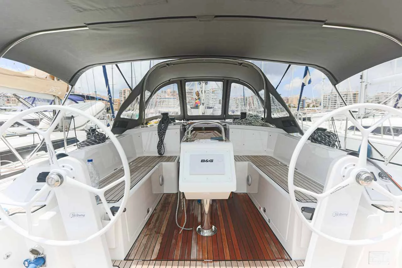 Bavaria C38 (Cloud Rider)  - 3