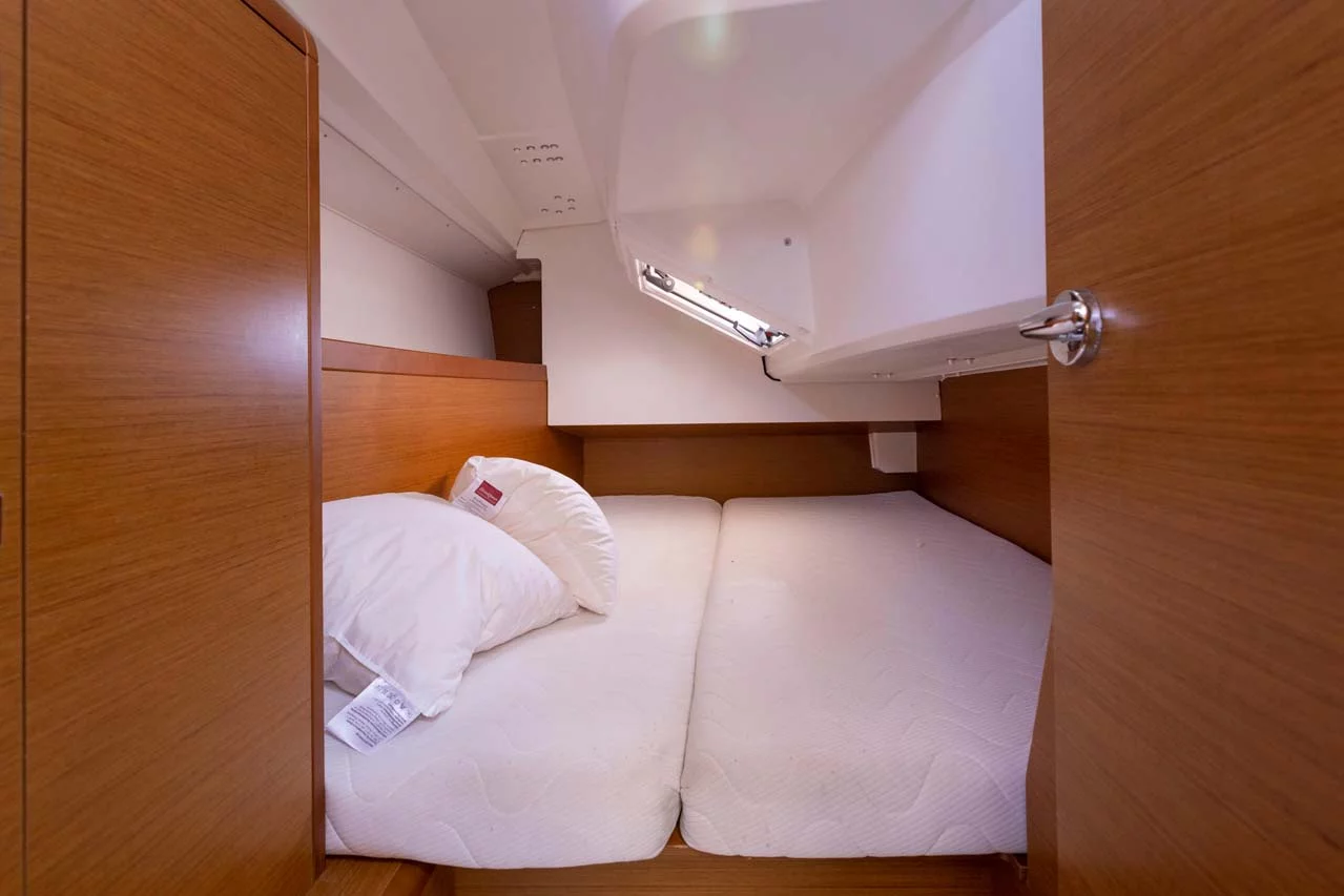 Sun Odyssey 349 - 2 cab. (In The Mood)  - 13