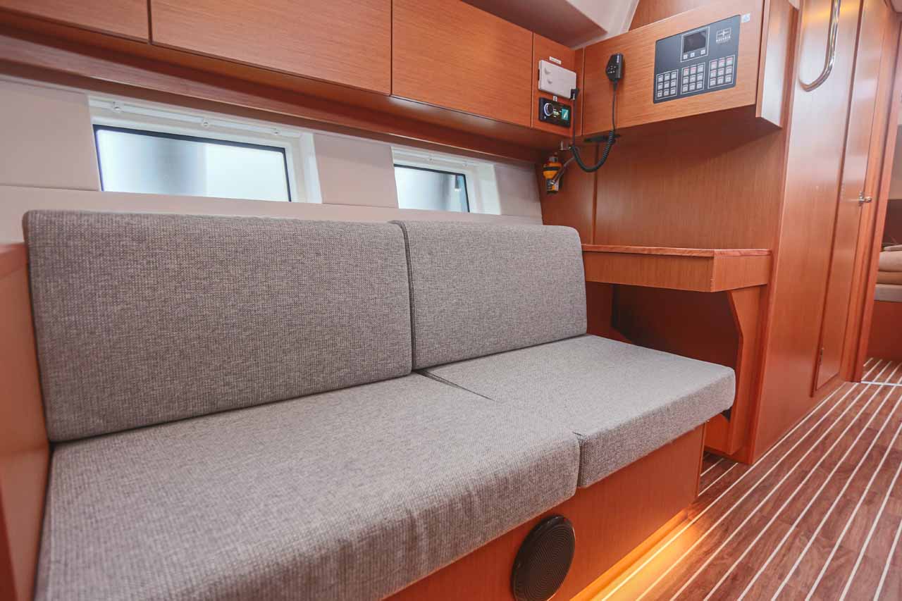 Photo #10 - Bavaria C45 - 4 cab. (Black Velvet) en Palma - 37485