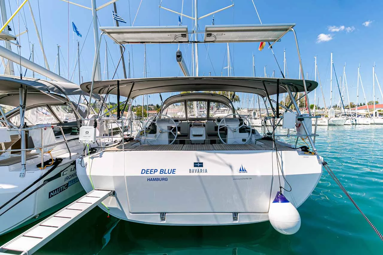 Bavaria C45 - 4 cab. (Deep Blue)  - 0