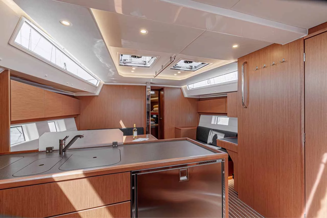 Bavaria C45 - 4 cab. (Deep Blue)  - 8