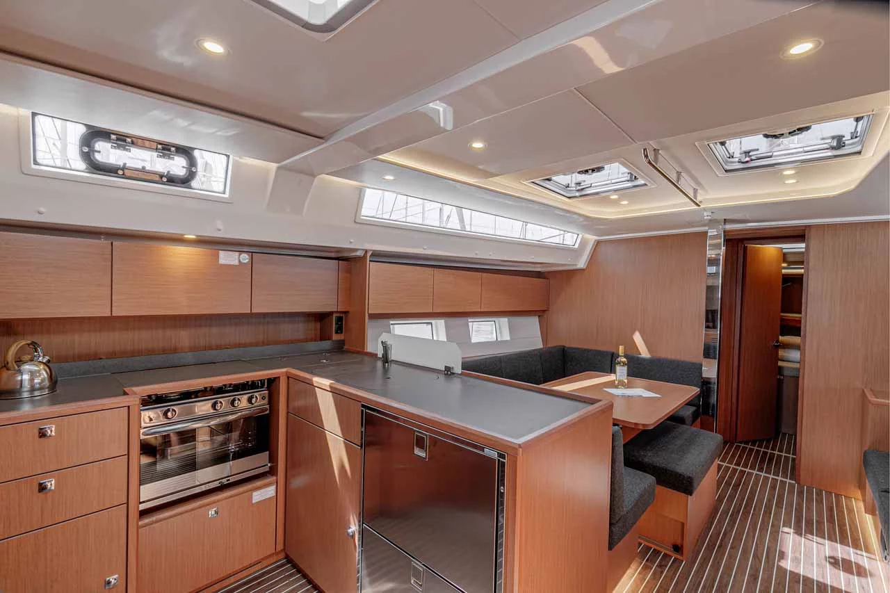 Bavaria C45 - 4 cab. (Deep Blue)  - 9