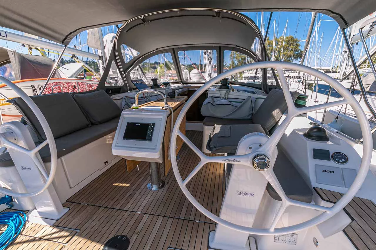 Bavaria C42 (Ironic)  - 7