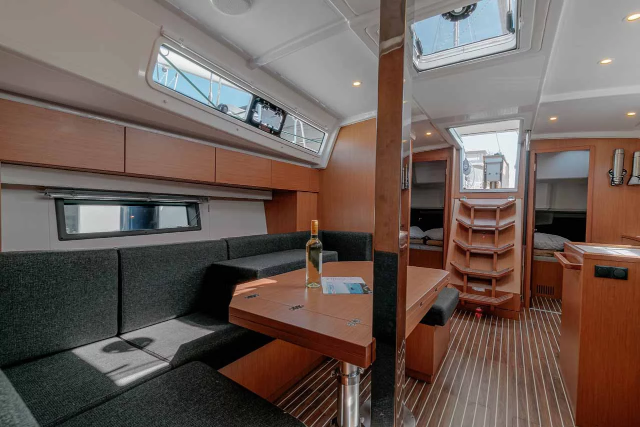 Bavaria C42 (Ironic)  - 13