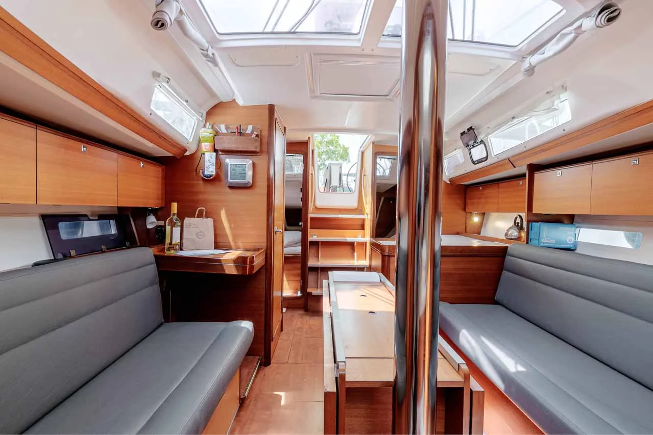 Dufour 350 GL (Wave)  - 9