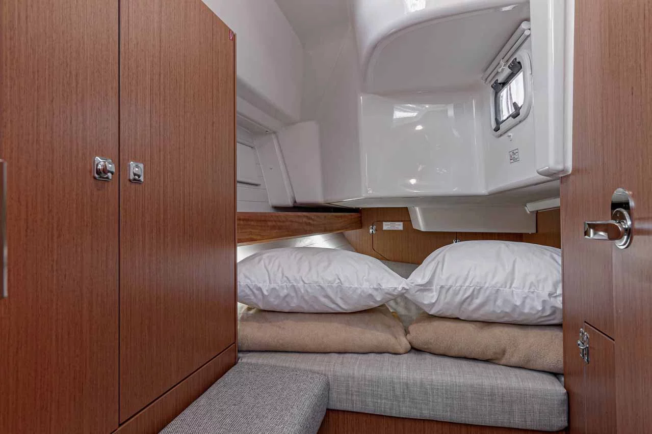 Bavaria Cruiser 34 (Moonrise)  - 17
