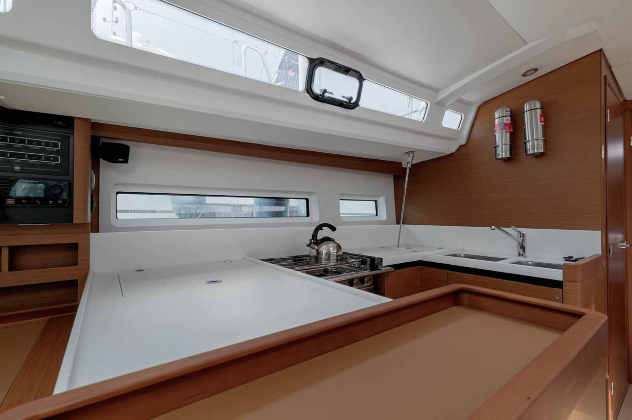 Photo #11 - Sun Odyssey 440 (Mystic Blue) en Corfú - 37507