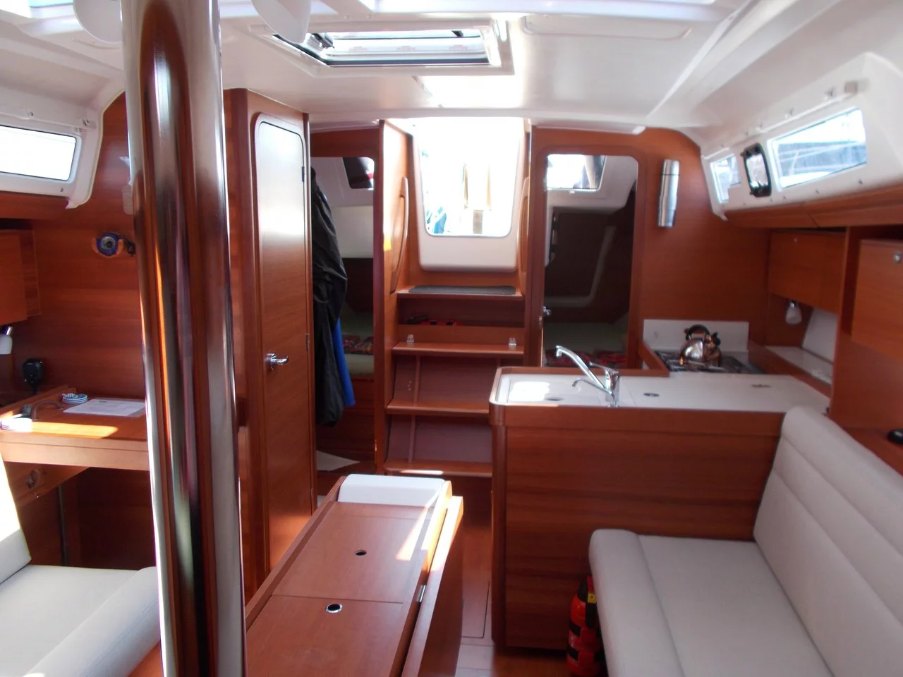 Dufour 350 GL (Moonsail)  - 3