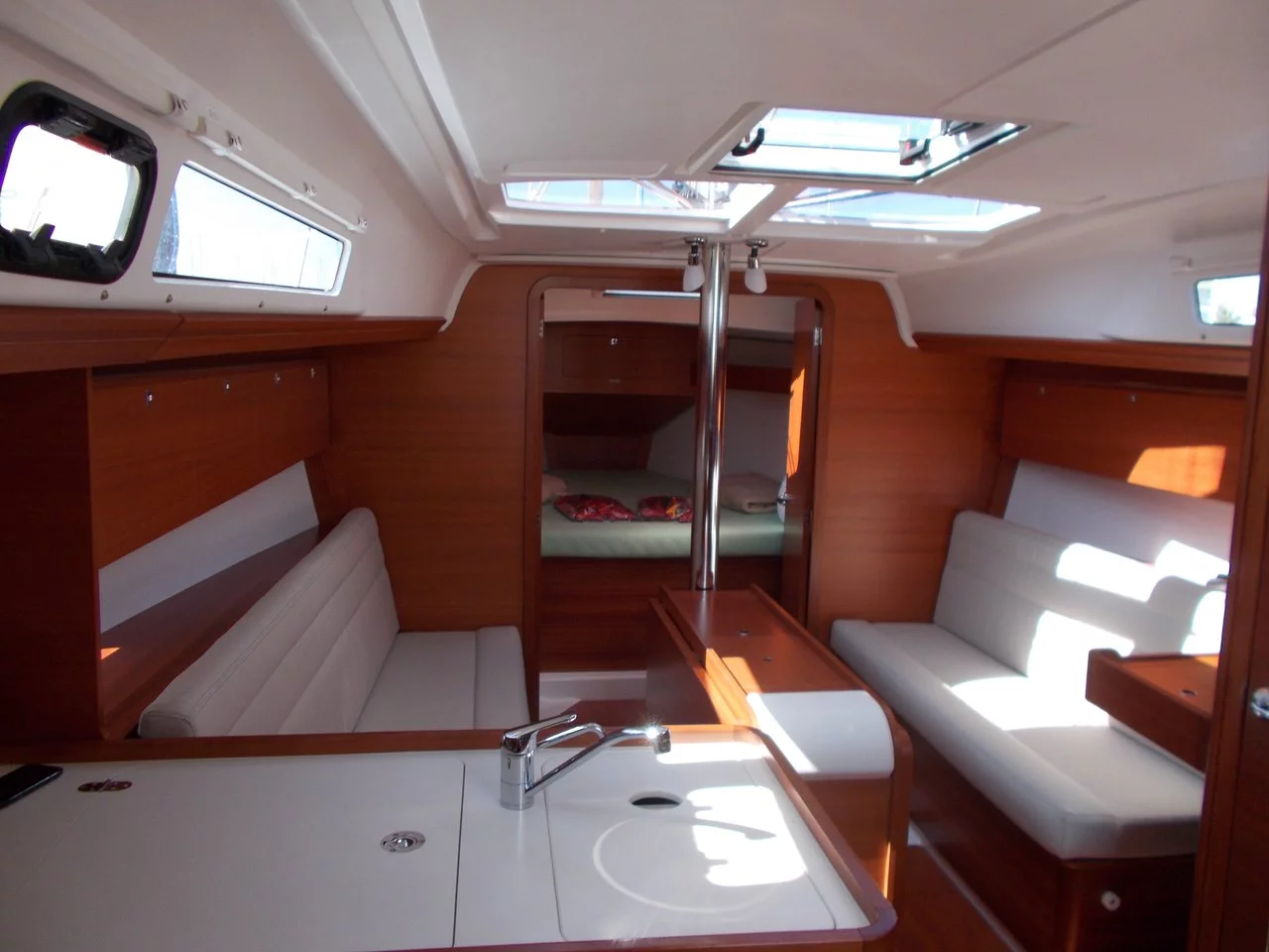 Dufour 350 GL (Moonsail)  - 4