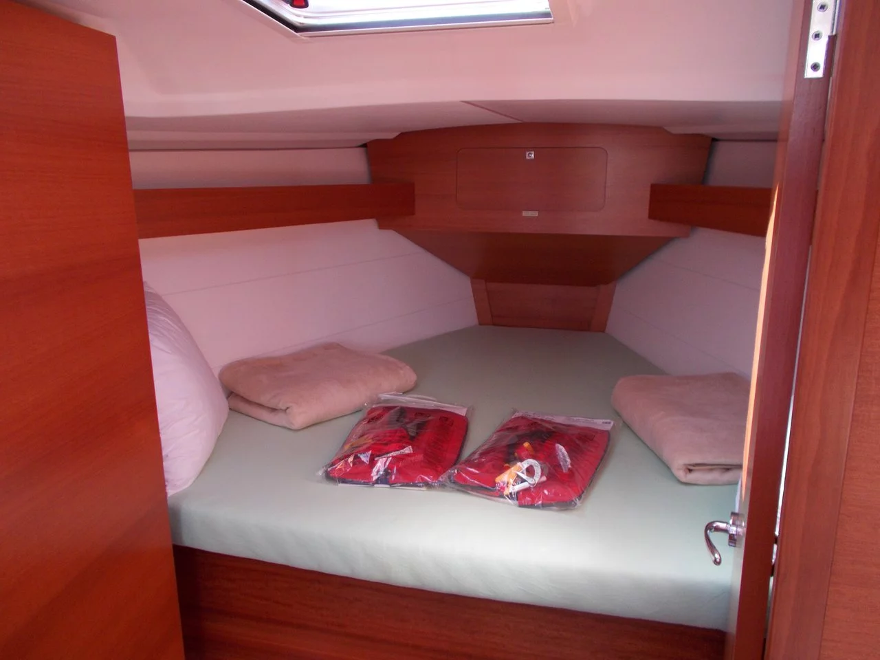 Dufour 350 GL (Moonsail)  - 9