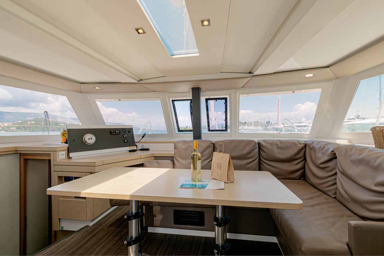 Photo #11 - Fountaine Pajot Lucia 40 - 4 cab. (Servus) en Corfou - 37515
