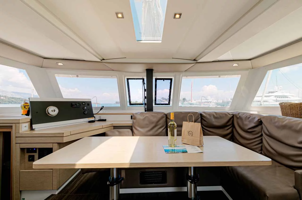 Fountaine Pajot Lucia 40 - 4 cab. (Servus)  - 11