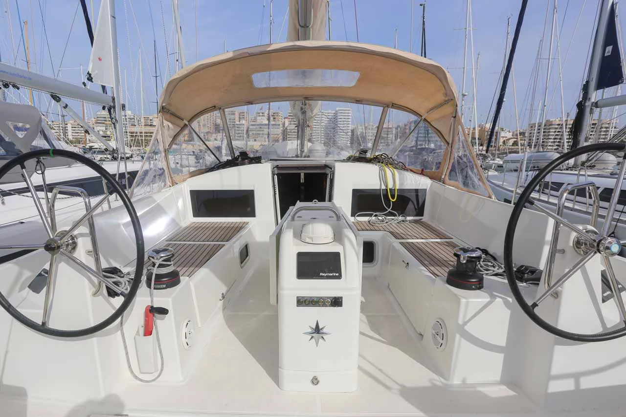 Sun Odyssey 440 (Lazy River)  - 3