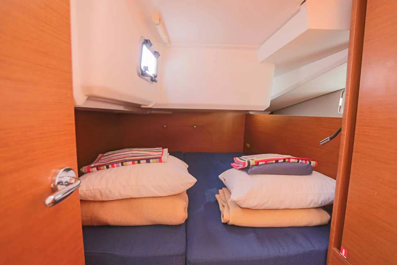 Sun Odyssey 440 (Lazy River)  - 14