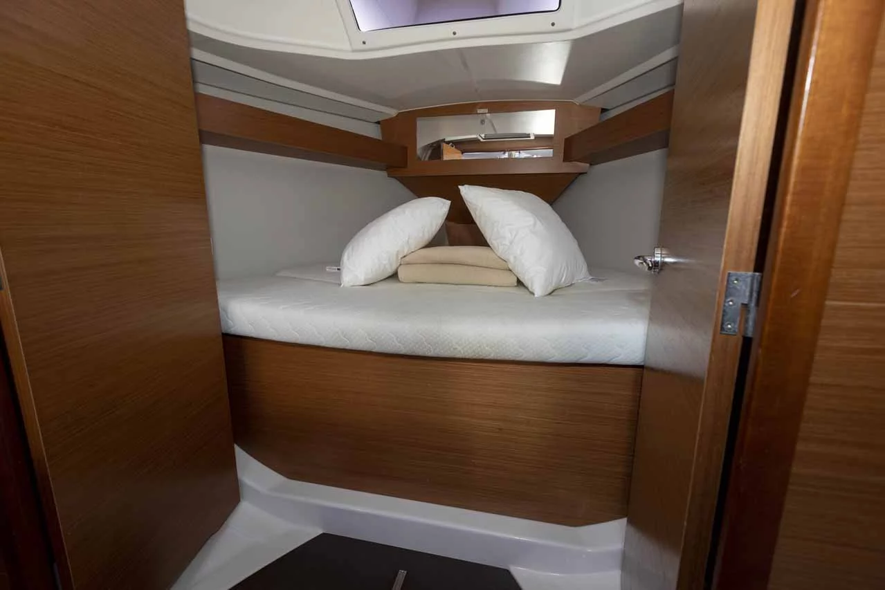 Dufour 360 GL - 3 cab. (Shakey Ground)  - 16