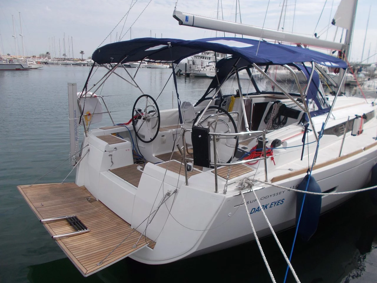 Sun Odyssey 419 - 3 cab. (Dark Eyes)  - 2