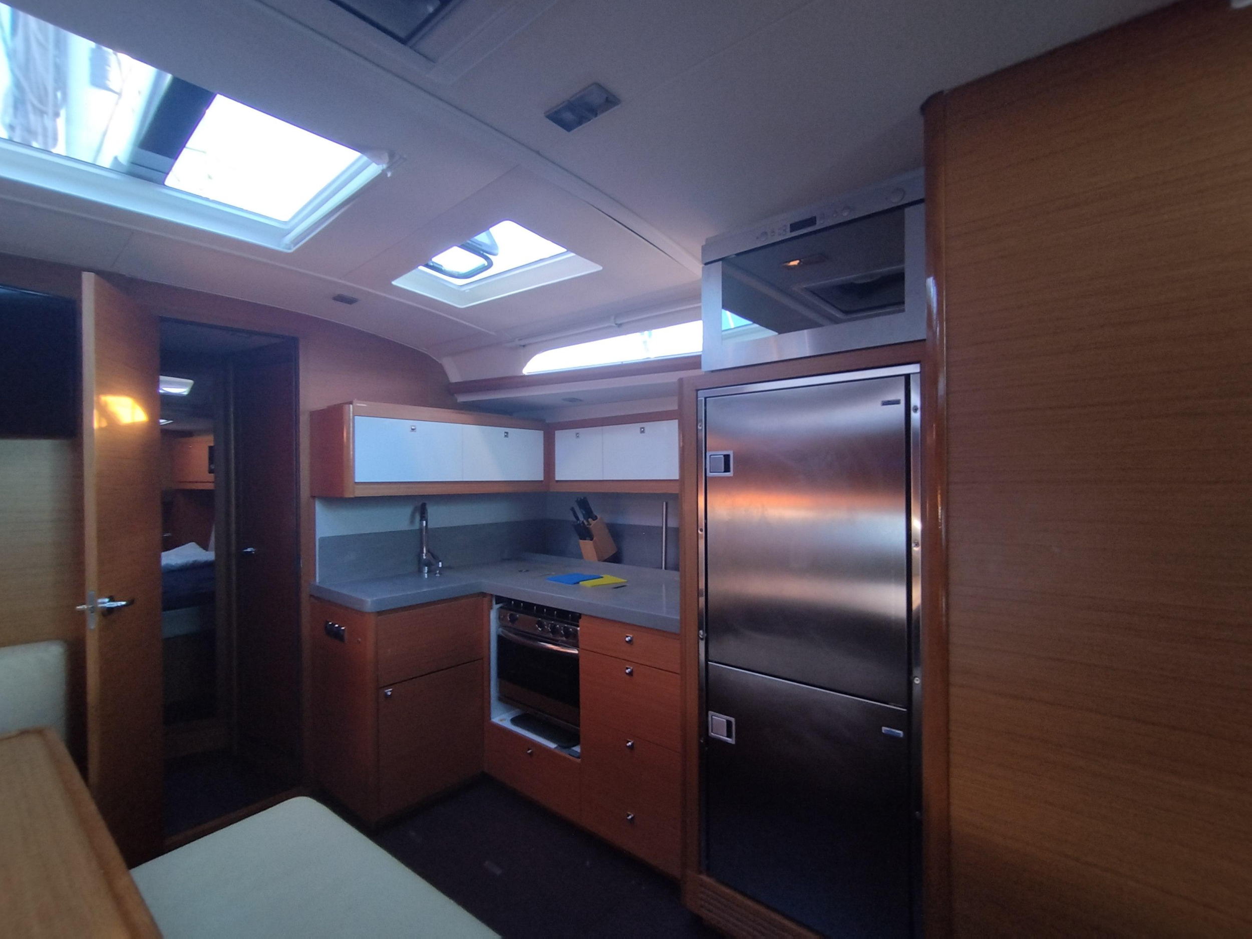 Photo #13 - Dufour 470 - 5 + 1 cab. (Weasley) en Portisco - 37568