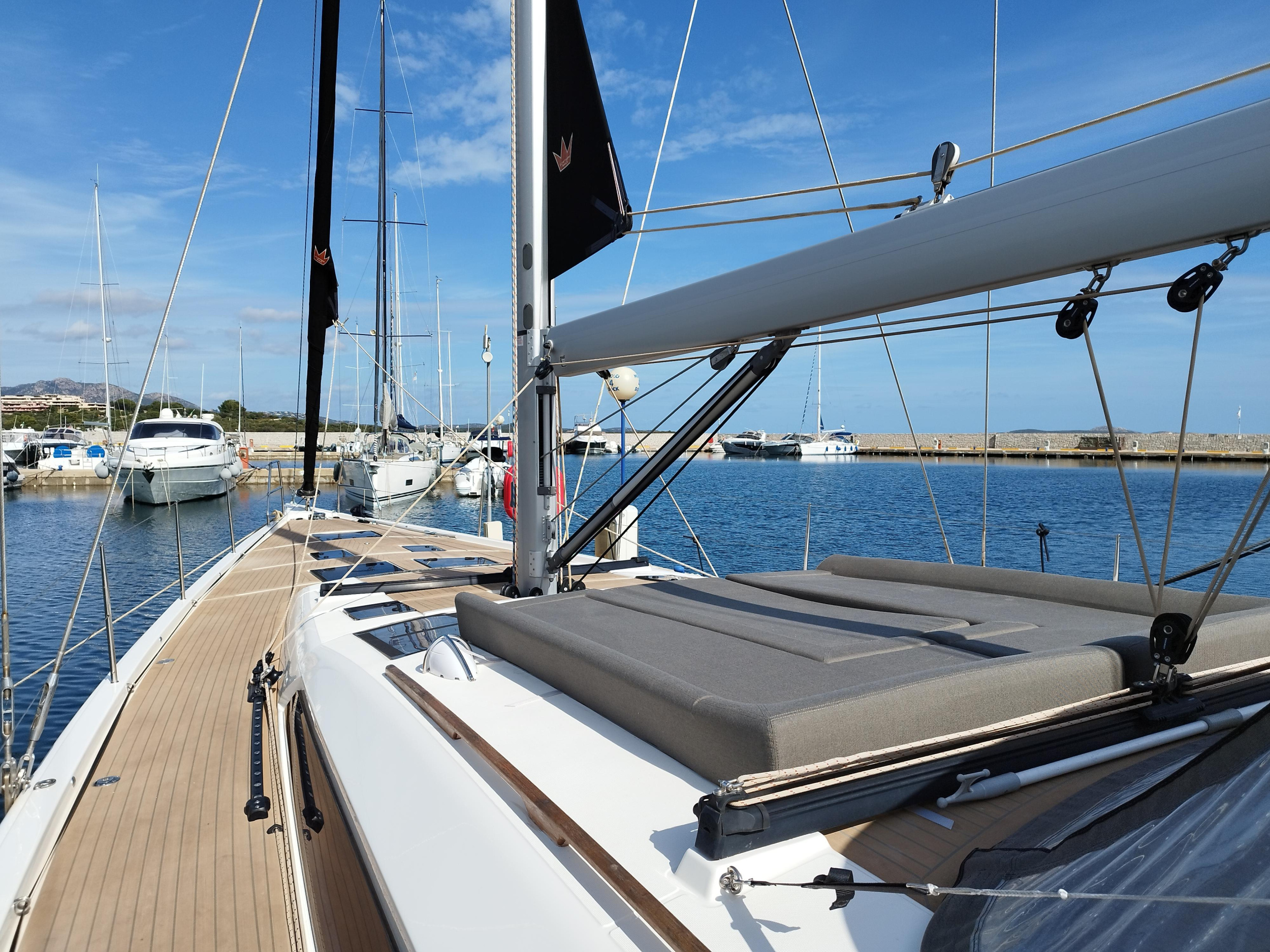 Photo #8 - Dufour 56 Exclusive - 5 + 1 cab. (Albus) en Portisco - 37597