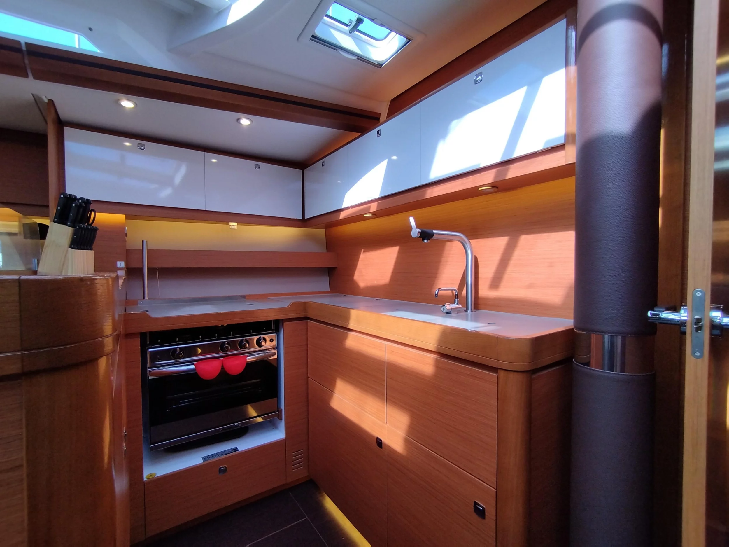 Dufour 56 Exclusive - 5 + 1 cab. (Albus)  - 19