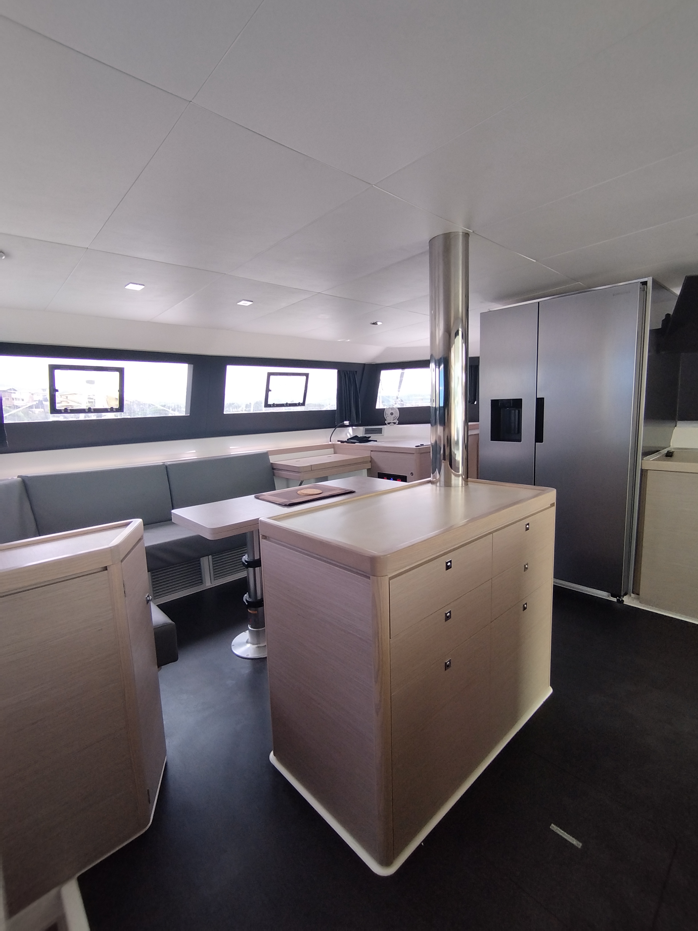 Photo #3 - Dufour 48 Catamaran - 5 + 1 cab. (Delphinus) in Porto Rotondo - 37598