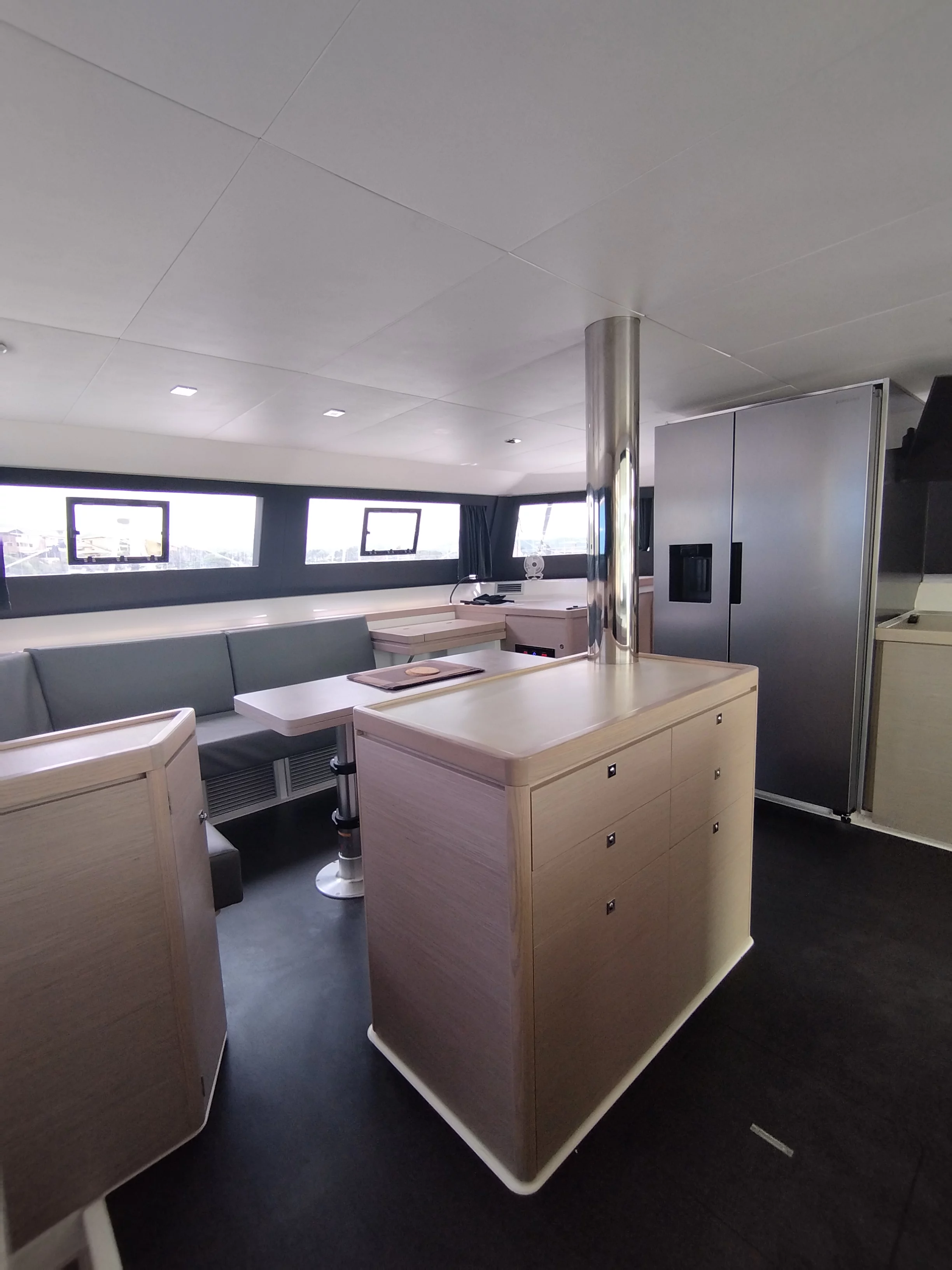 Dufour 48 Catamaran - 5 + 1 cab. (Delphinus)  - 2