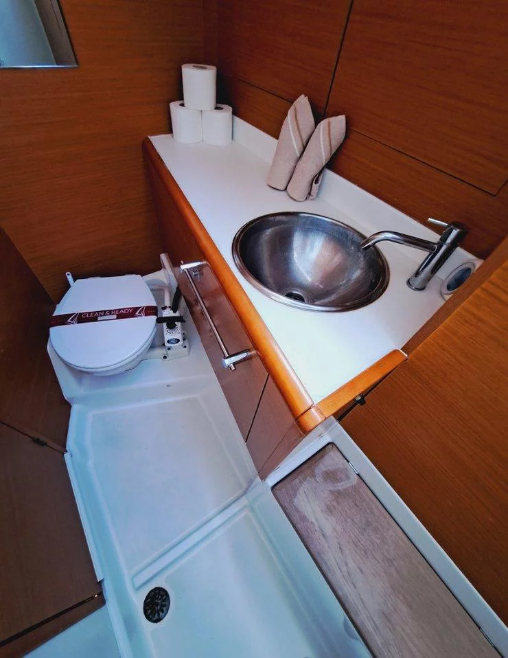 Sun Odyssey 449 (Mientras Tanto)  - 20