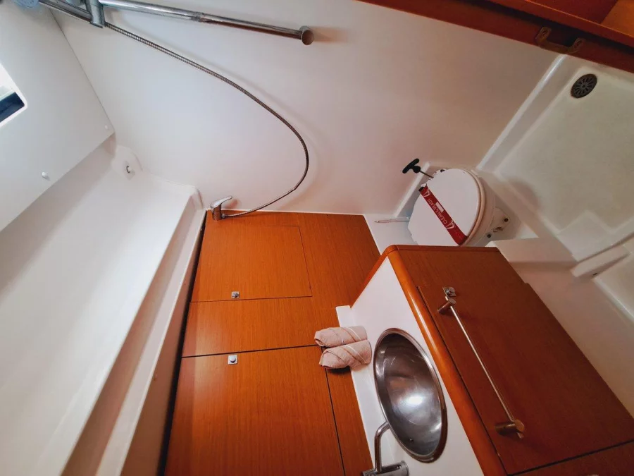 Sun Odyssey 449 (Mientras Tanto)  - 21