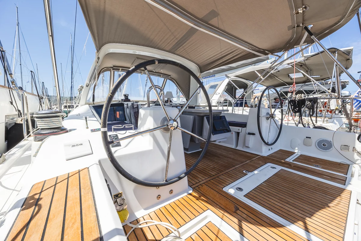 Oceanis 41.1 (Peace)  - 2