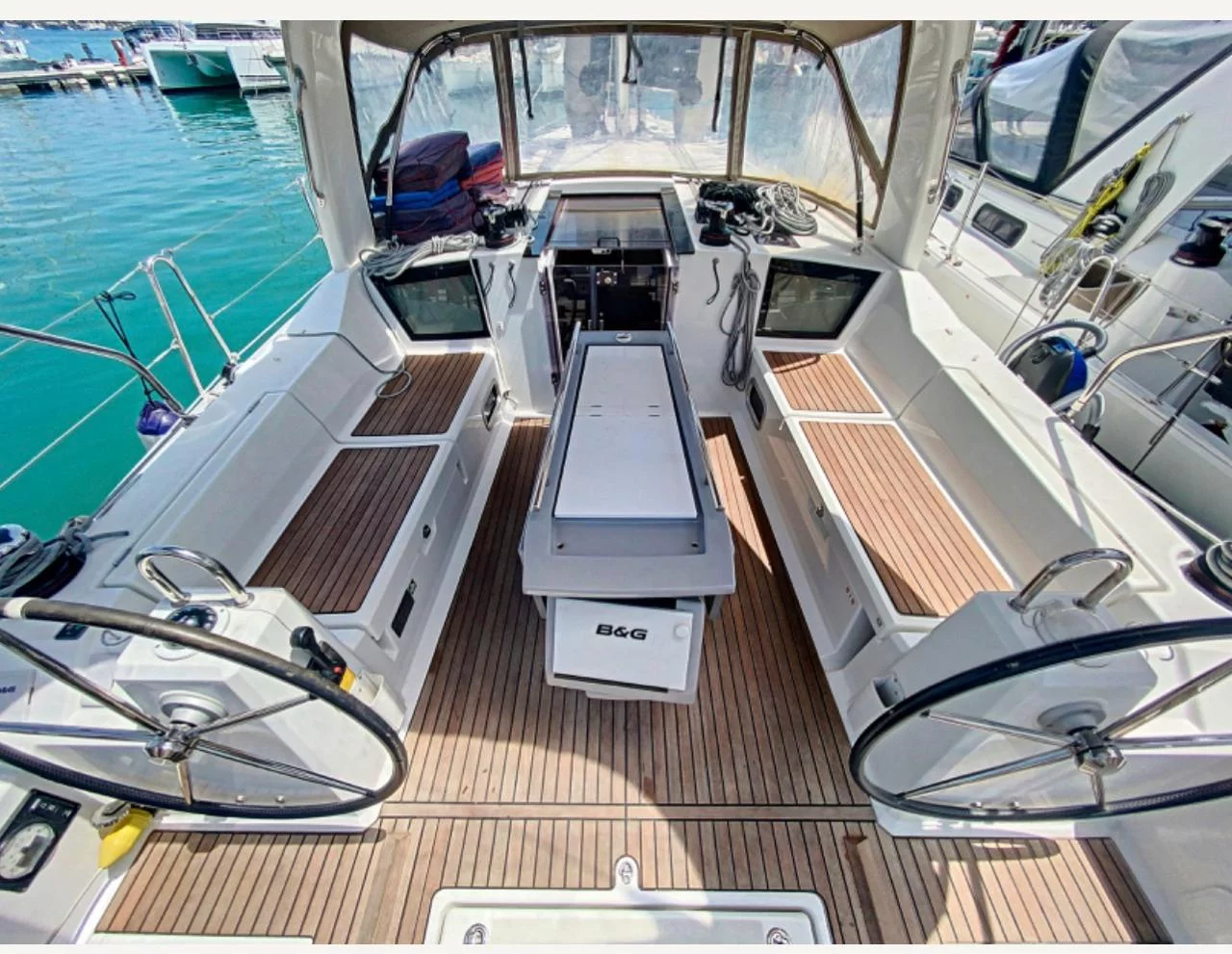 Oceanis 41.1 (Peace)  - 4