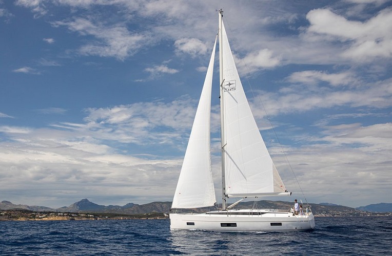 Photo #1 - Bavaria C45 - 3 cab. (Blue Monkey) en Fethiye - 37637