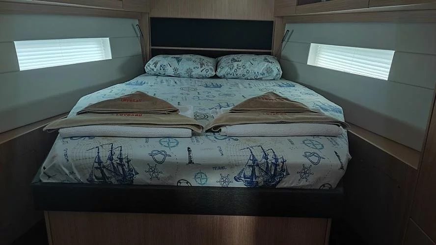 Bavaria C45 - 3 cab. (Blue Monkey)  - 8