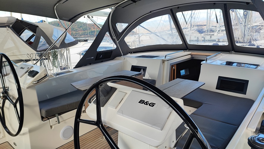 Photo #17 - Bavaria C45 - 3 cab. (Blue Monkey) en Fethiye - 37637